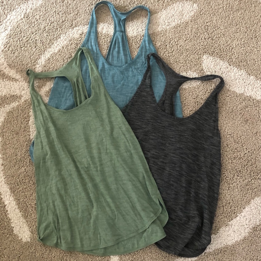 Lululemon lot of three 105f singlet tanks sz 12